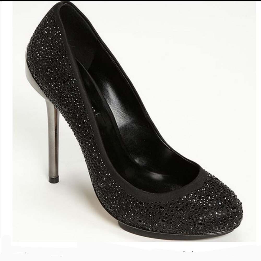 🟥BCBG MaxAzria Sparkly Metal Stilettos